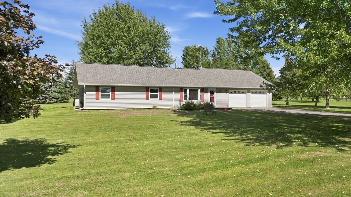 211 Pederson Drive, Shell Lake WI 54871 - Residential house for sale - MLS #1605454 - image2