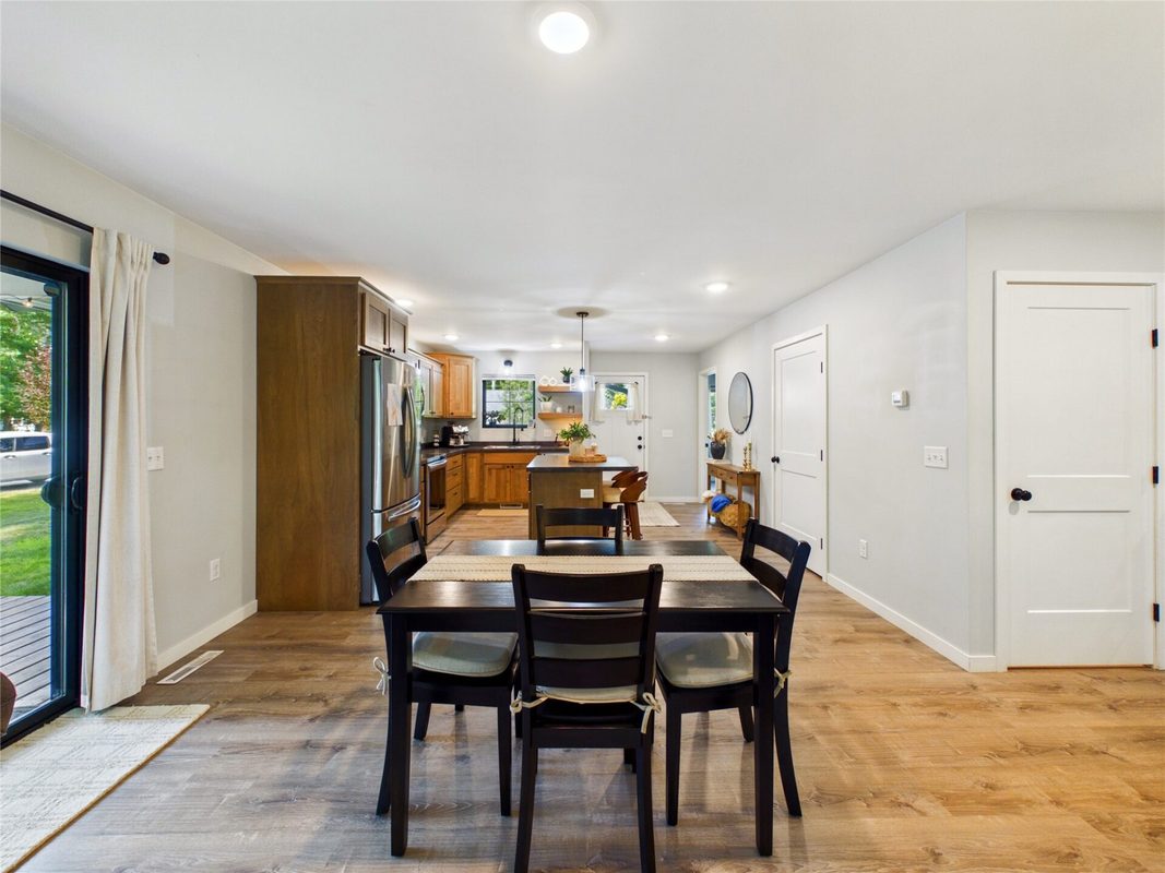 10764 August Lane, Hayward, WI