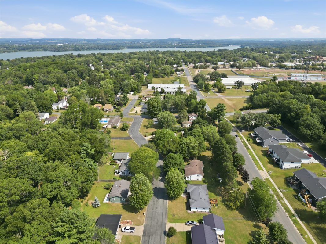 911 16th Street, Menomonie WI 54751 - Residential house for sale - MLS #1603637 - image43