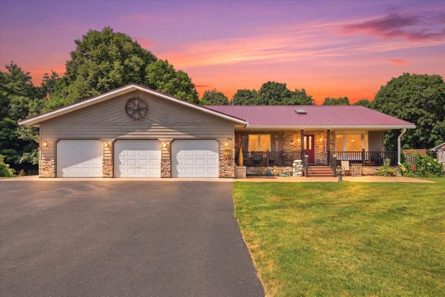 W744 Golfview Drive