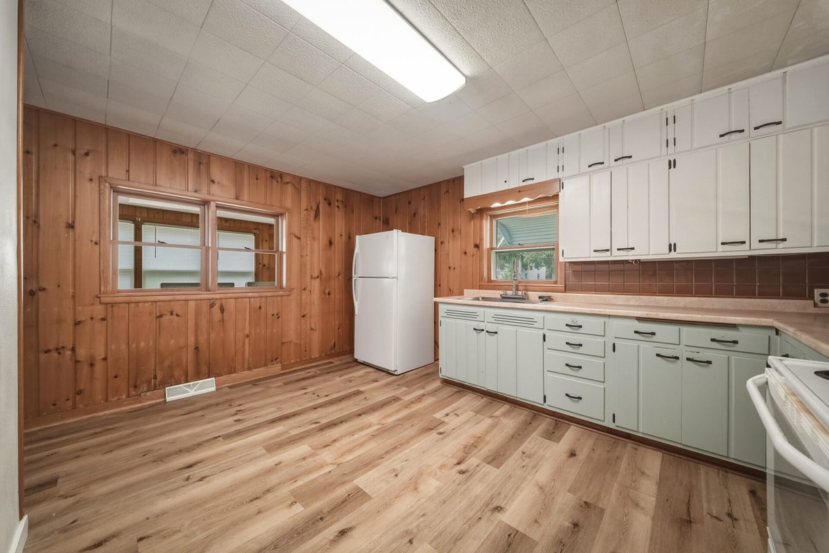 103 11th Street, Black River Falls WI 54615 - Residential house for sale - MLS #1602123 - image3