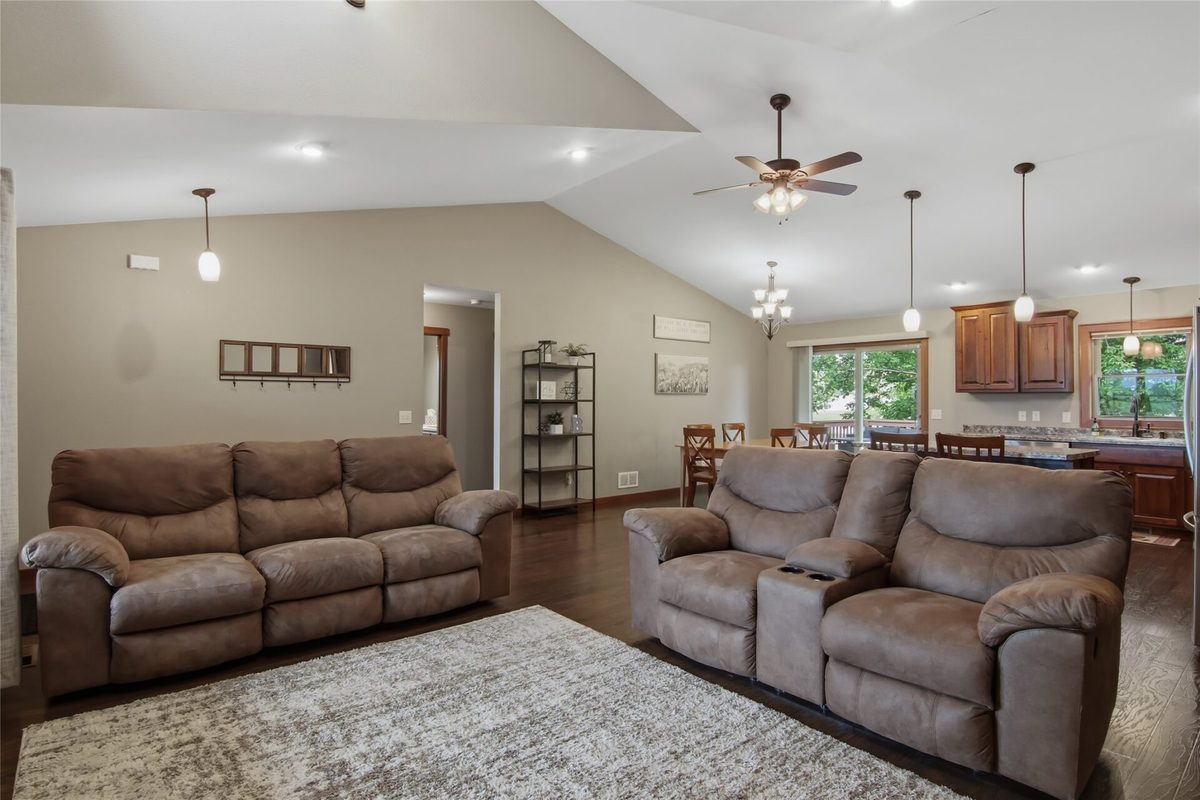 623 Autumn Drive, Altoona WI 54720 - Residential house for sale - MLS #1602001 - image5