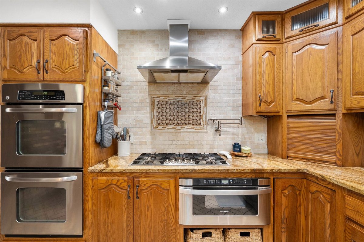 7865 Blue Valley Drive, Eau Claire WI 54703 - Residential house for sale - MLS #1604922 - image8