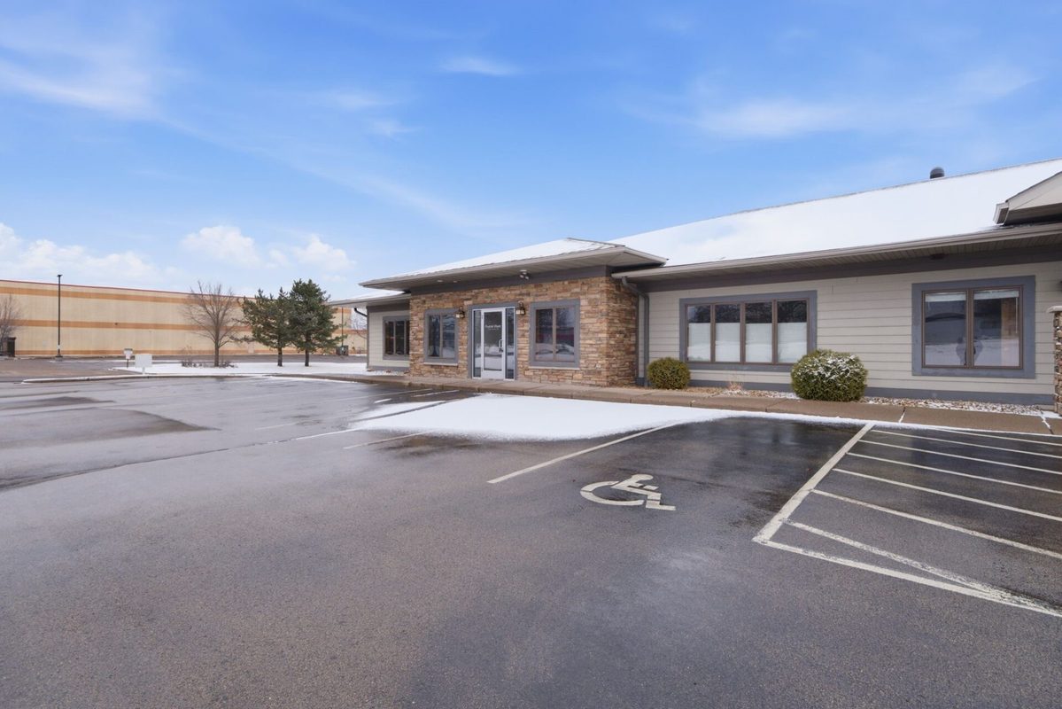 2910 Enloe Street Hudson WI 54016 — photo 21