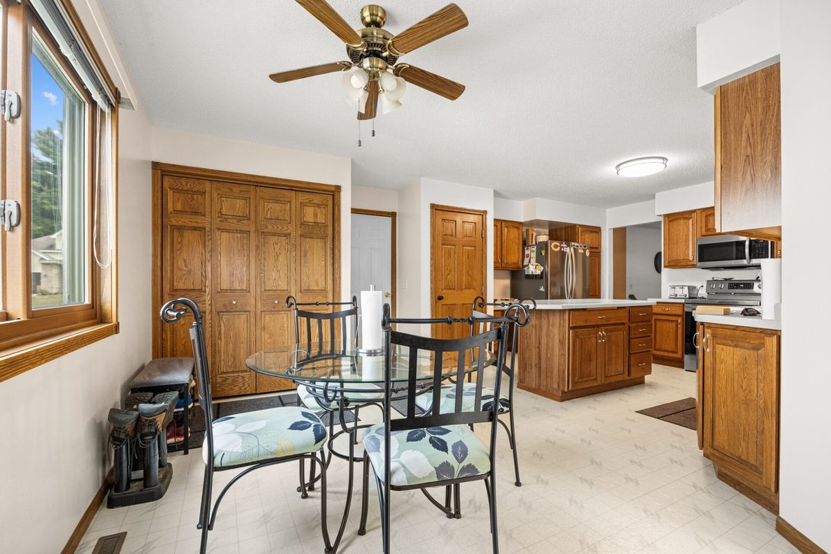 4414 Crest Court, Eau Claire WI 54701 - Residential house for sale - MLS #1603831 - image13