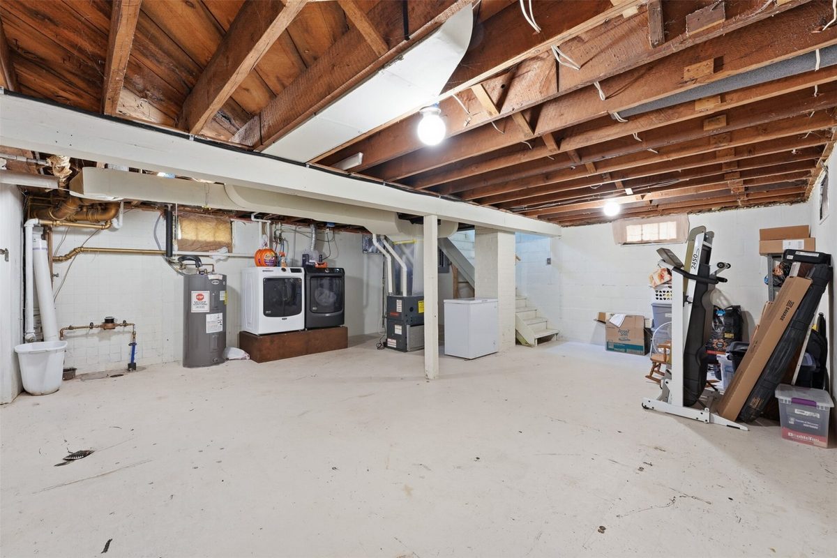 1124 Briggs Avenue, Eau Claire WI 54703 - Residential house for sale - MLS #1603344 - image24