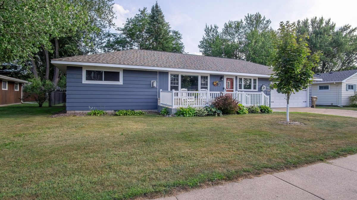 1905 Lexington Boulevard, Eau Claire WI 54701 - Residential house for sale - MLS #1604274 - image2