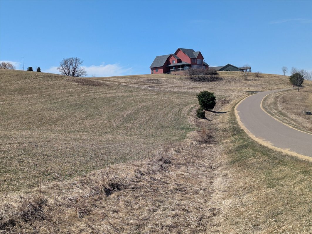 1310 Valley Estates Road Mondovi WI 54755 — photo 3
