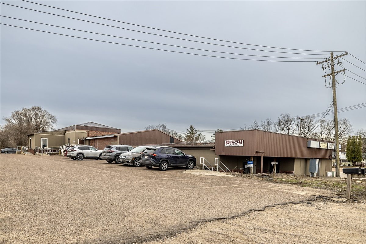206 S Roosevelt Road Black River Falls WI 54615 — photo 7