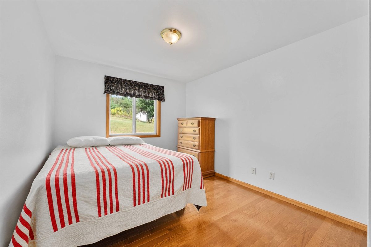 221 La Mans Lane, Eau Claire WI 54703 - Residential house for sale - MLS #1604868 - image24