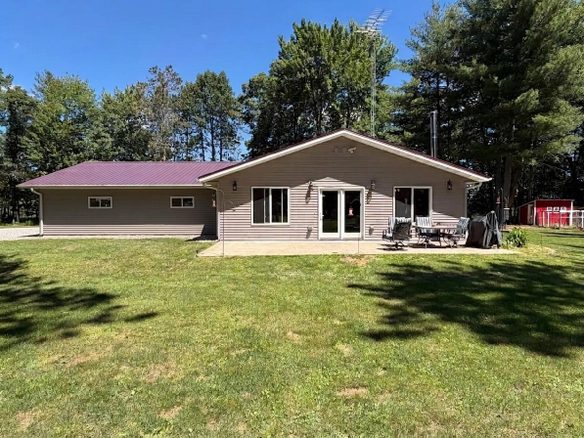 N1196 Swift Creek Drive, New Auburn WI 54757 - Residential house for sale - MLS #1602411 - image1