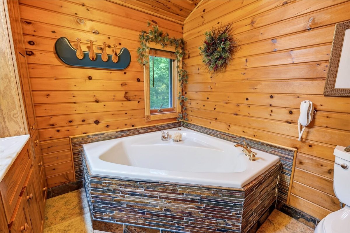 11288 Quail Lane, Hayward WI 54843 - Residential house for sale - MLS #1604012 - image33