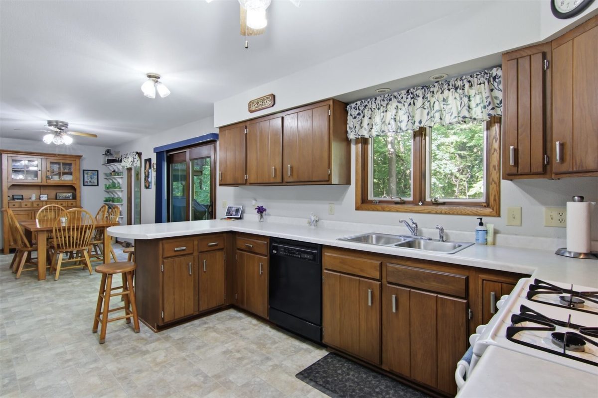 W2610 Rim Rock Road, Eau Claire WI 54701 - Residential house for sale - MLS #1604845 - image26