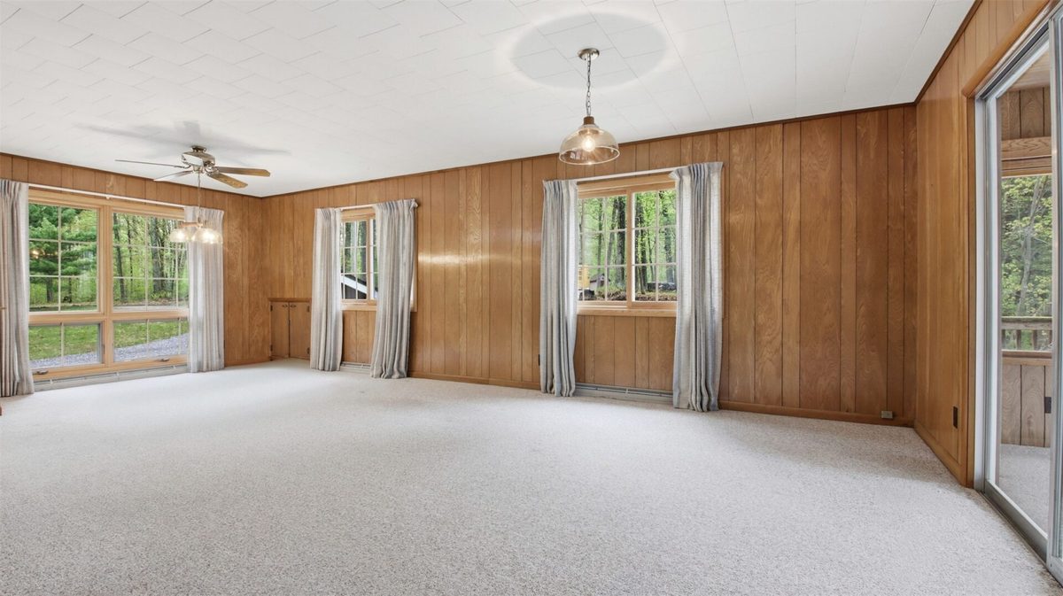6092N West Shore Lane, Stone Lake, WI