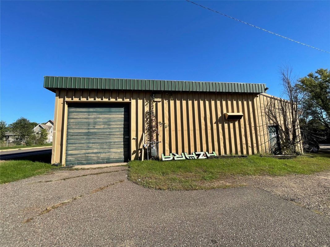 321 Menomonie / Hwy 12 Street, Elk Mound WI 54739 - CommercialSale house for sale - MLS #1605630 - image6