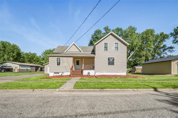 519 Wood Street Augusta WI 54722