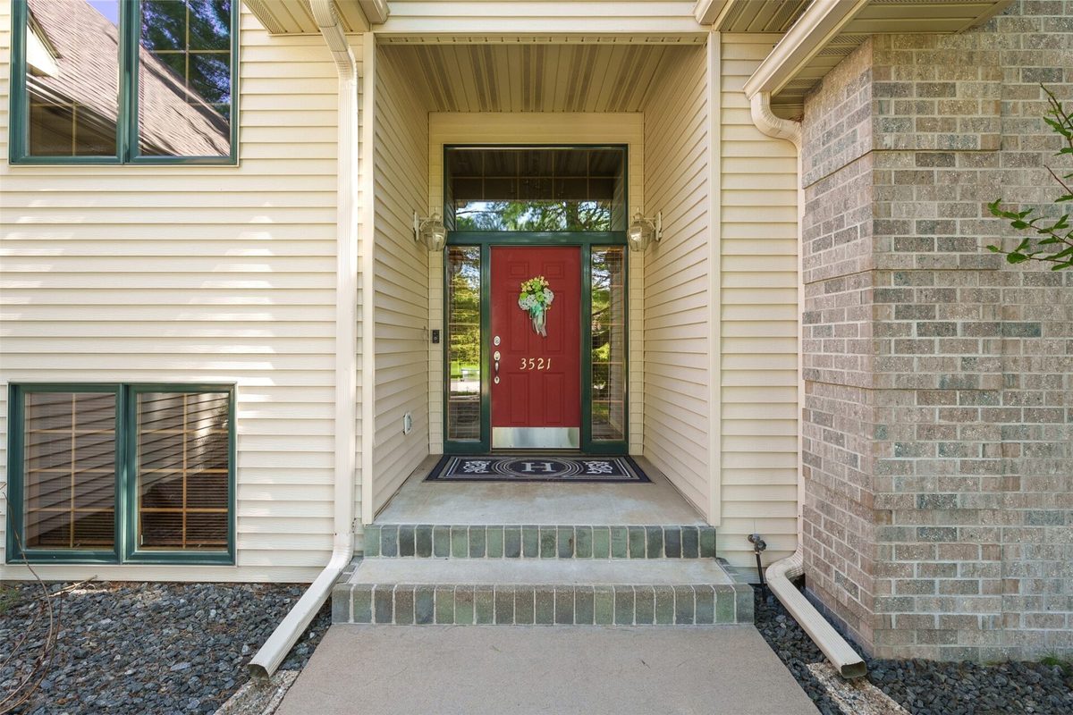 3521 Glen Way, Eau Claire WI 54701 - Residential house for sale - MLS #1601088 - image2