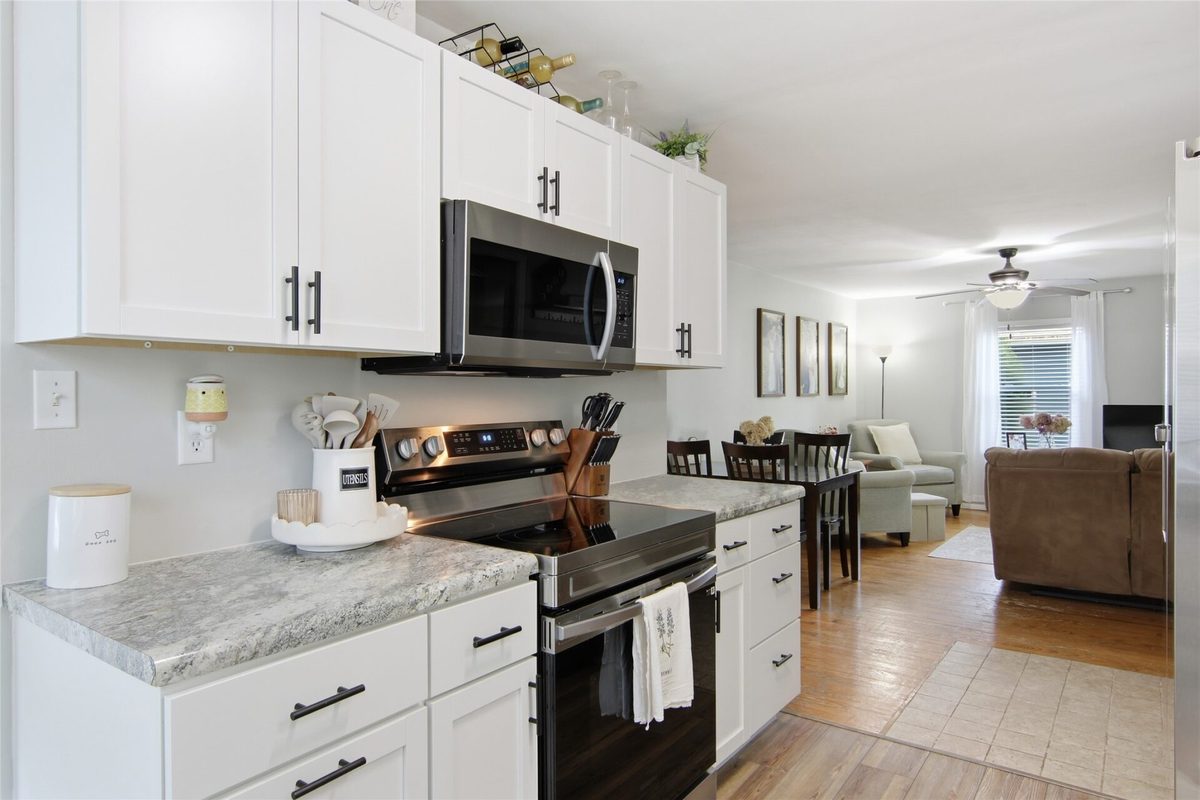 1608 Douglas Street, Menomonie WI 54751 - Residential house for sale - MLS #1603337 - image11