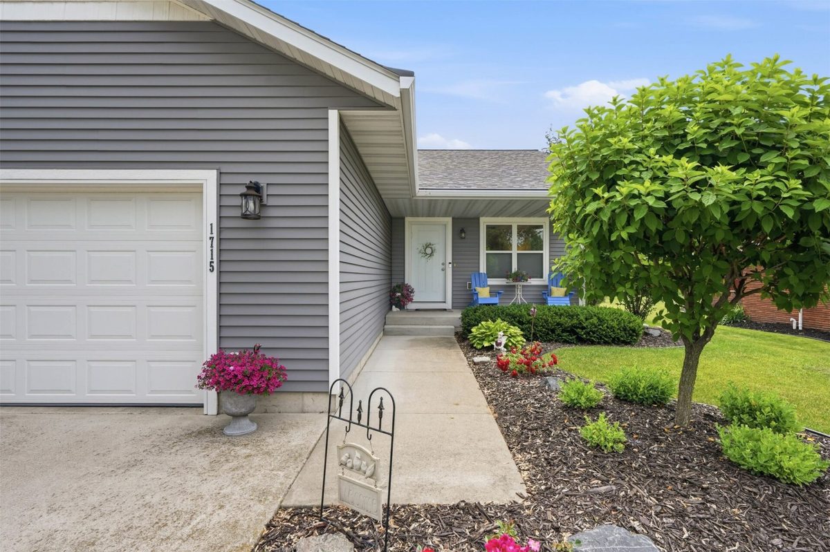 1715 Clairemont Avenue, Eau Claire WI 54701 - Residential house for sale - MLS #1602960 - image3