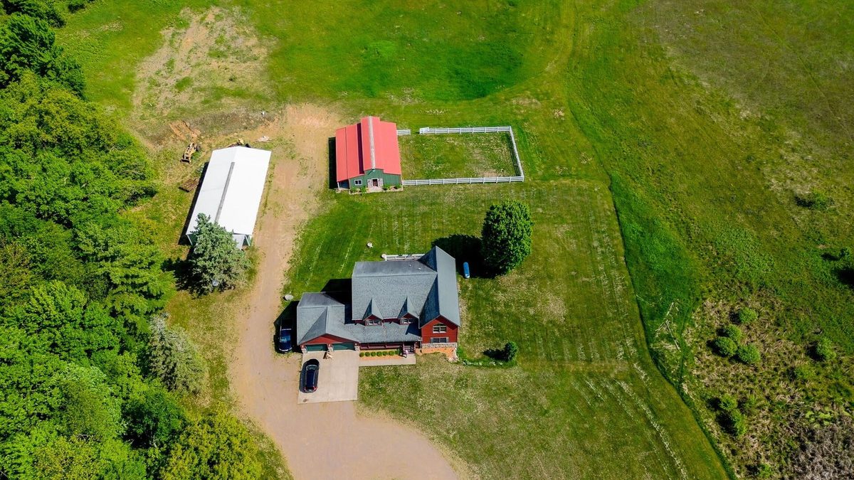 159 17 3/4-18 1/2 Street, Dallas WI 54733 - Residential house for sale - MLS #1587668 - image2