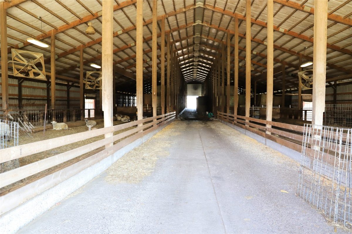 2435 50th Avenue, Elk Mound WI 54739 - Farm house for sale - MLS #1601900 - image28