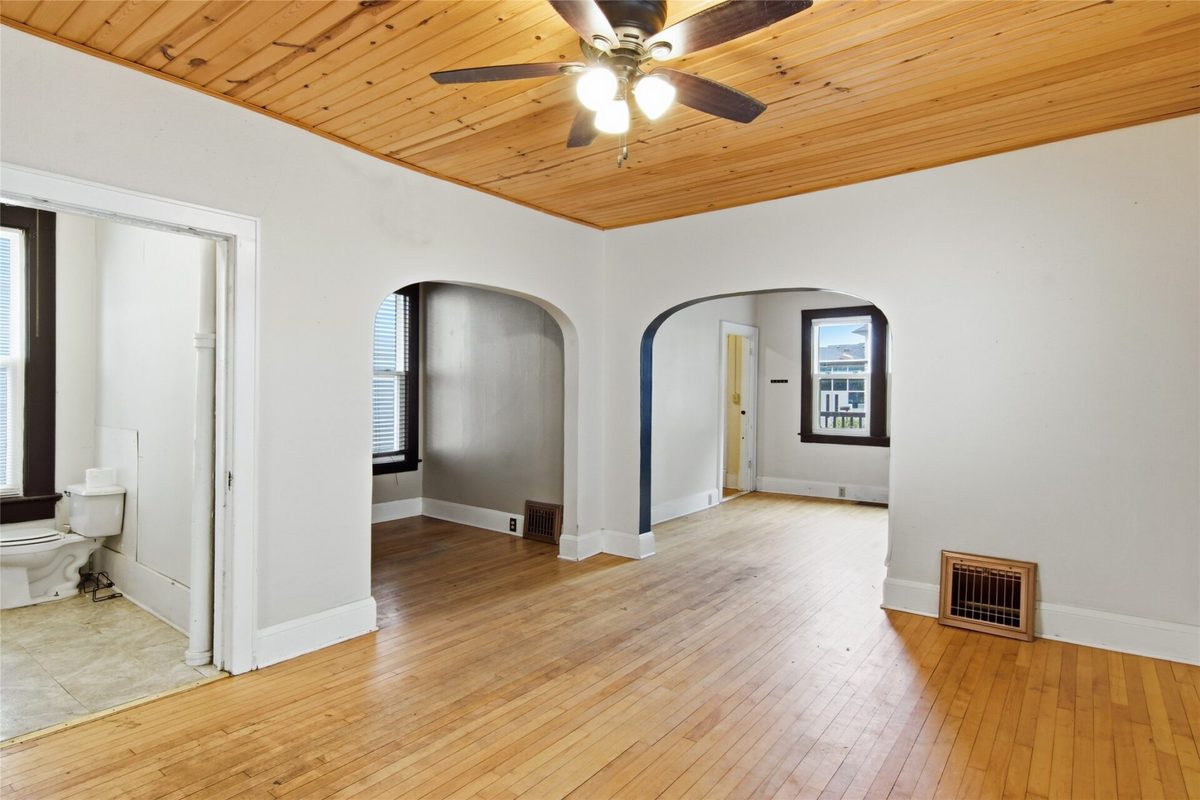 1813 Bellinger Street, Eau Claire WI 54703 - Residential house for sale - MLS #1603334 - image8