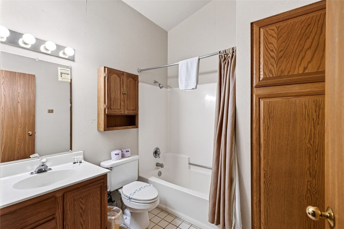 42910 Lakewoods Drive, Cable WI 54821 - Residential house for sale - MLS #1601003 - image23