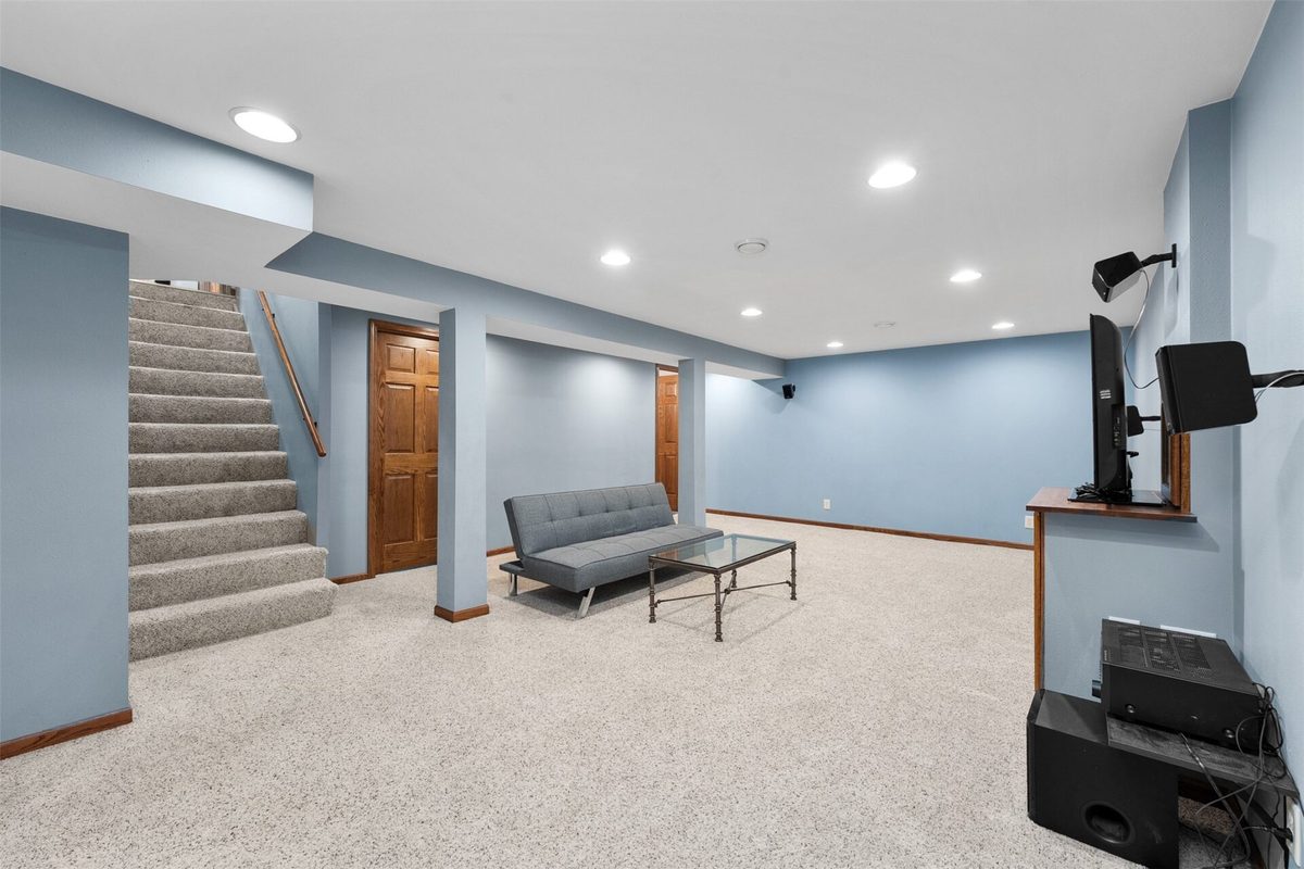 2527 Lynn Avenue Altoona WI 54720 — photo 28