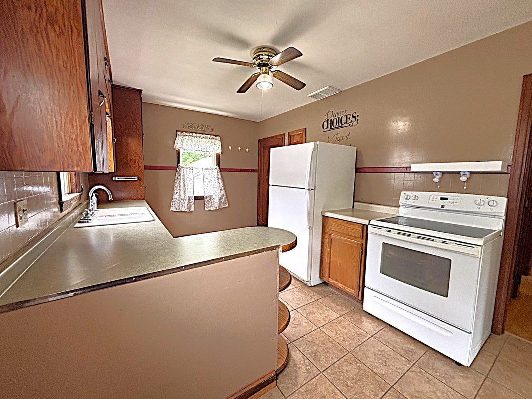 515 Oak Street, Spooner WI 54801 - Residential house for sale - MLS #1601745 - image11