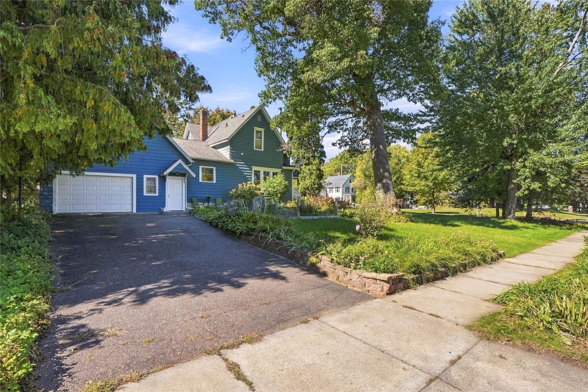 525 Summit Avenue, Eau Claire WI 54701 - Residential house for sale - MLS #1605427 - image3