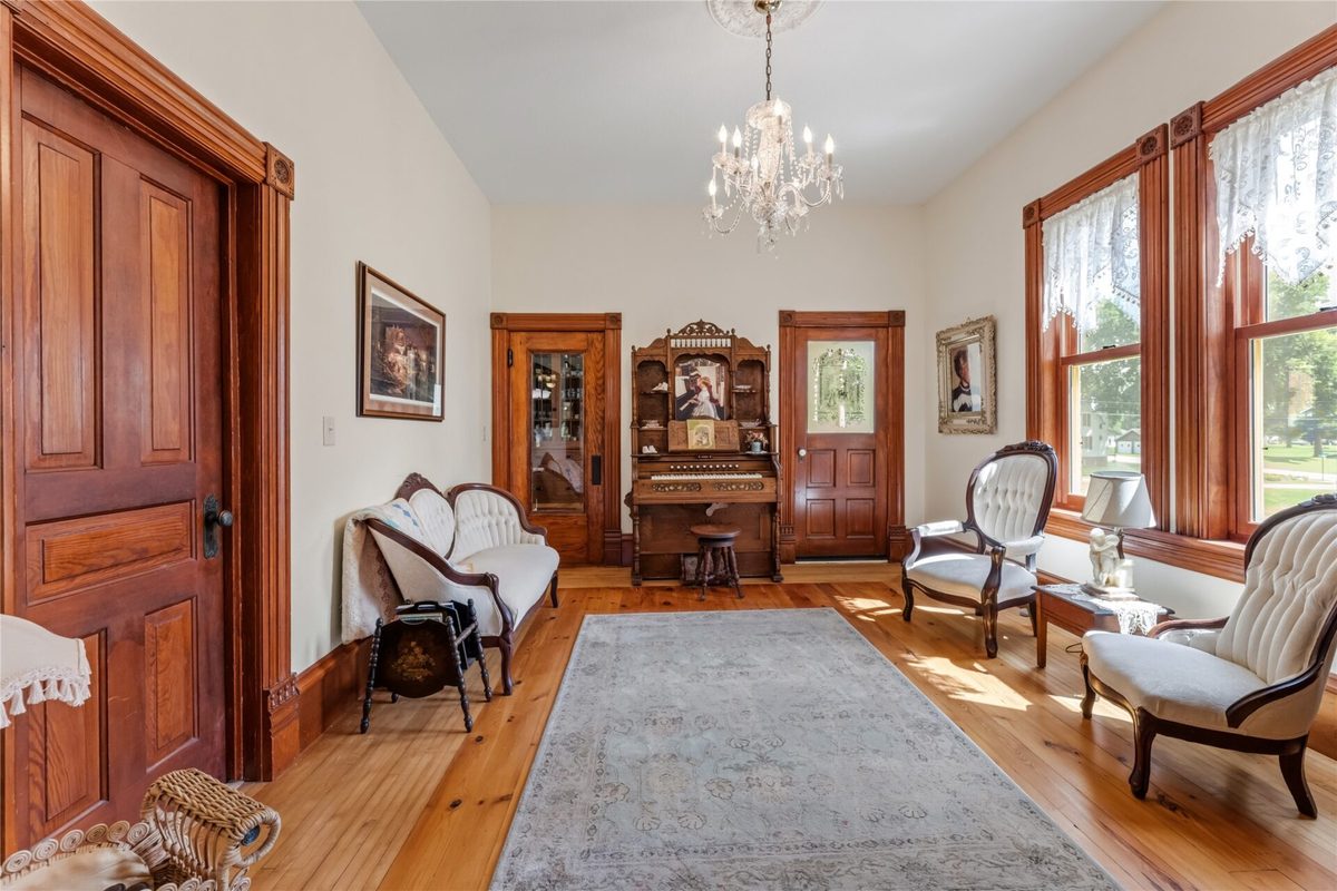 22961 Church Street, Ettrick, WI