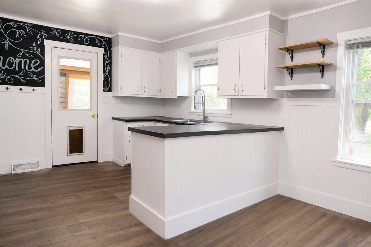 1015 Sheridan Road, Eau Claire WI 54703 - Residential house for sale - MLS #1603466 - image2
