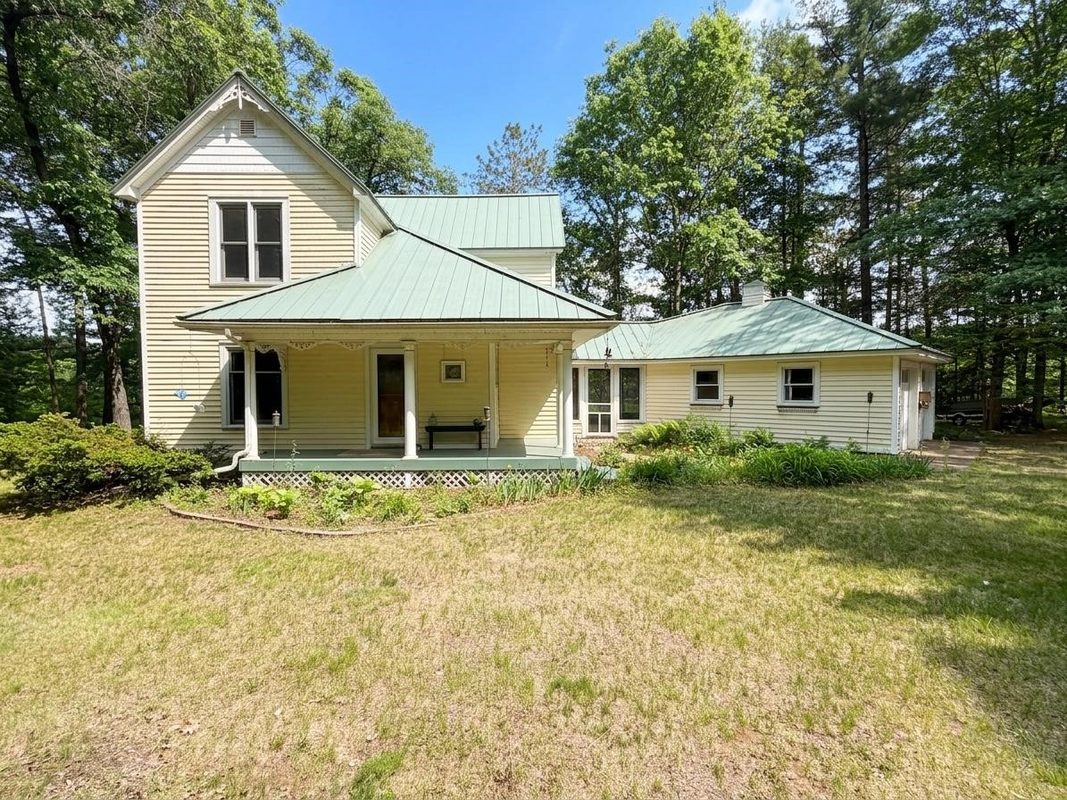 W11546 River Ridge Lane, Bruce, WI
