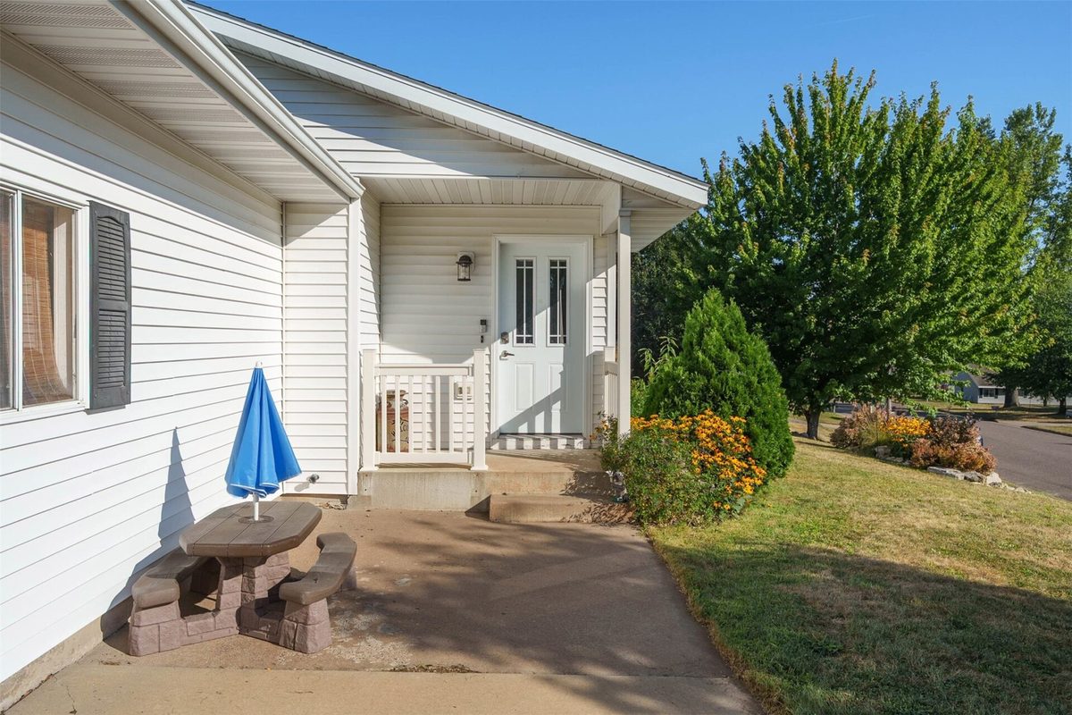 104 Southridge Court, Cadott WI 54727 - Residential house for sale - MLS #1604602 - image9