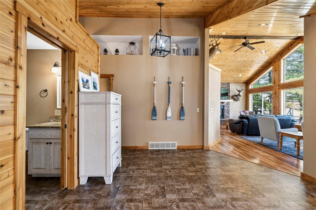 7902N Stone Bay Lane, Hayward, WI — photo 21