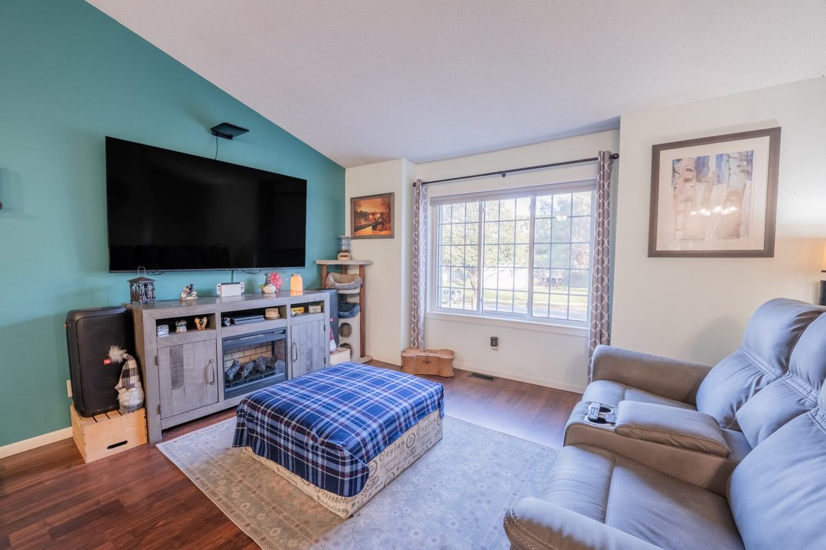 2411 Kenora Parkway, Eau Claire WI 54703 - Residential house for sale - MLS #1606120 - image6