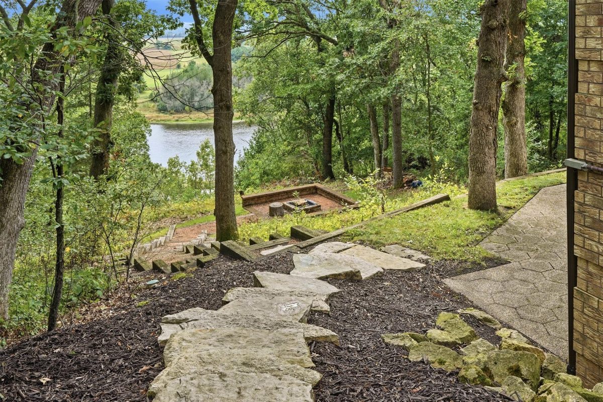 7865 Blue Valley Drive, Eau Claire WI 54703 - Residential house for sale - MLS #1604922 - image41