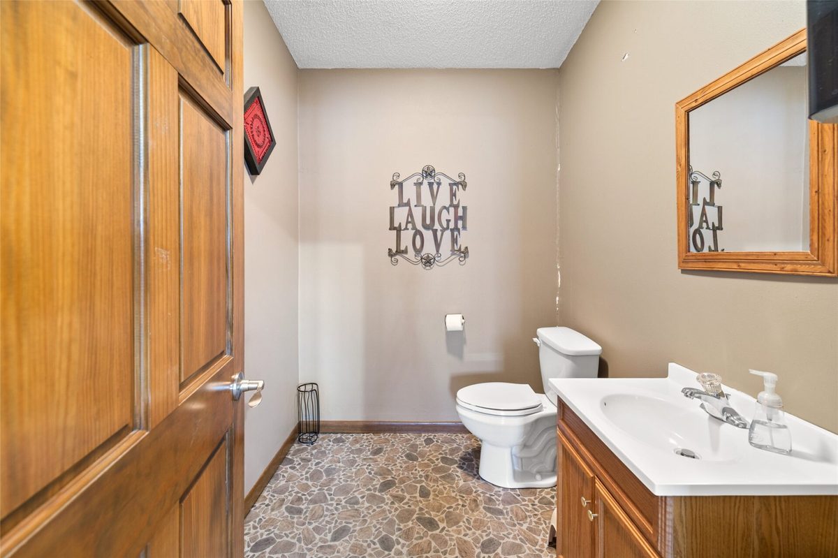 2435 50th Avenue, Elk Mound WI 54739 - Farm house for sale - MLS #1601900 - image18
