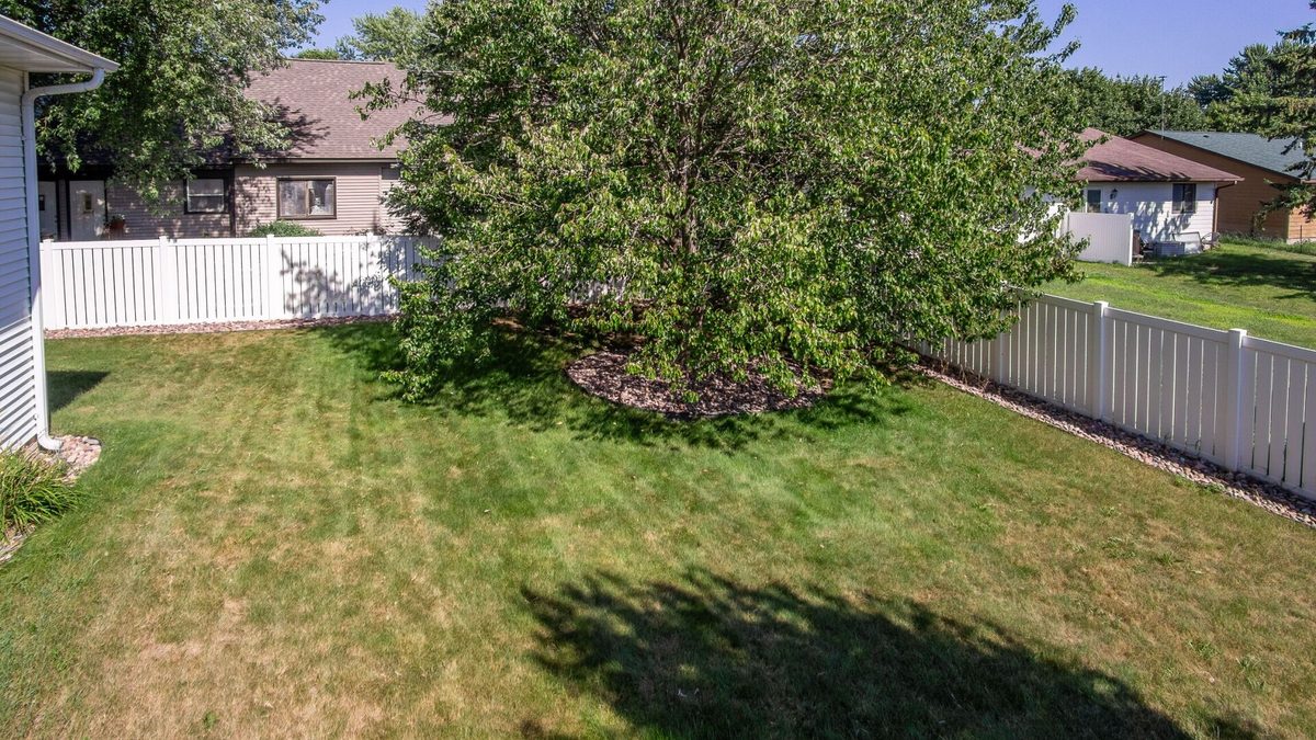 1811 Mitscher Avenue, Eau Claire WI 54701 - Residential house for sale - MLS #1603238 - image41