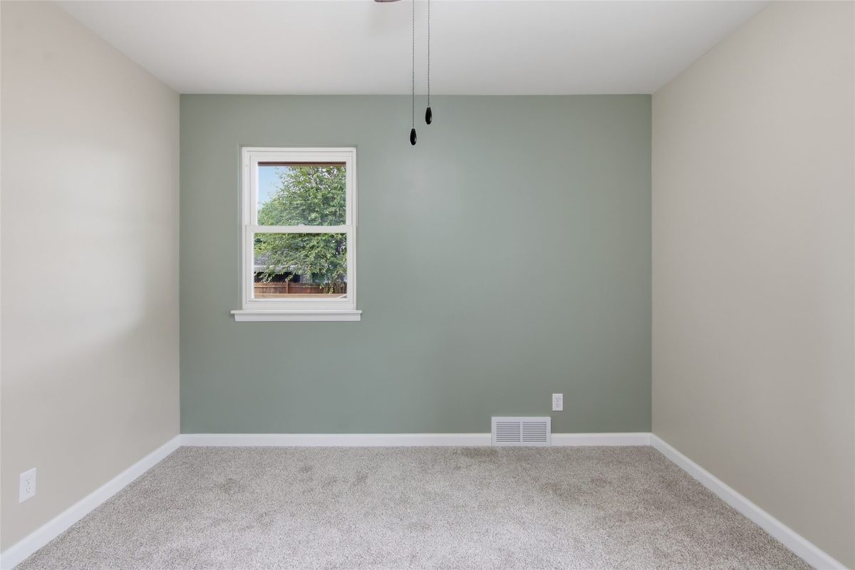 1616 Donald Avenue, Eau Claire WI 54701 - Residential house for sale - MLS #1604781 - image11