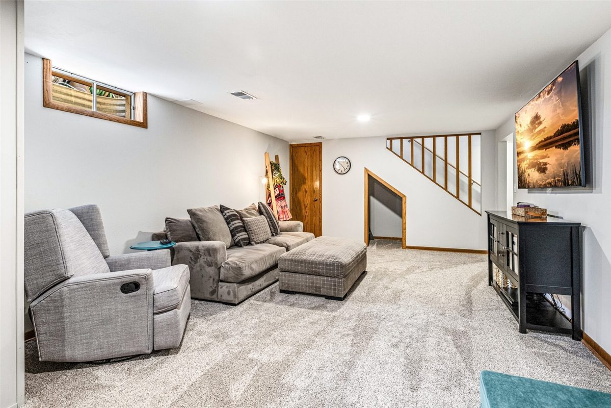 3445 Nimitz St, Eau Claire, WI — photo 27
