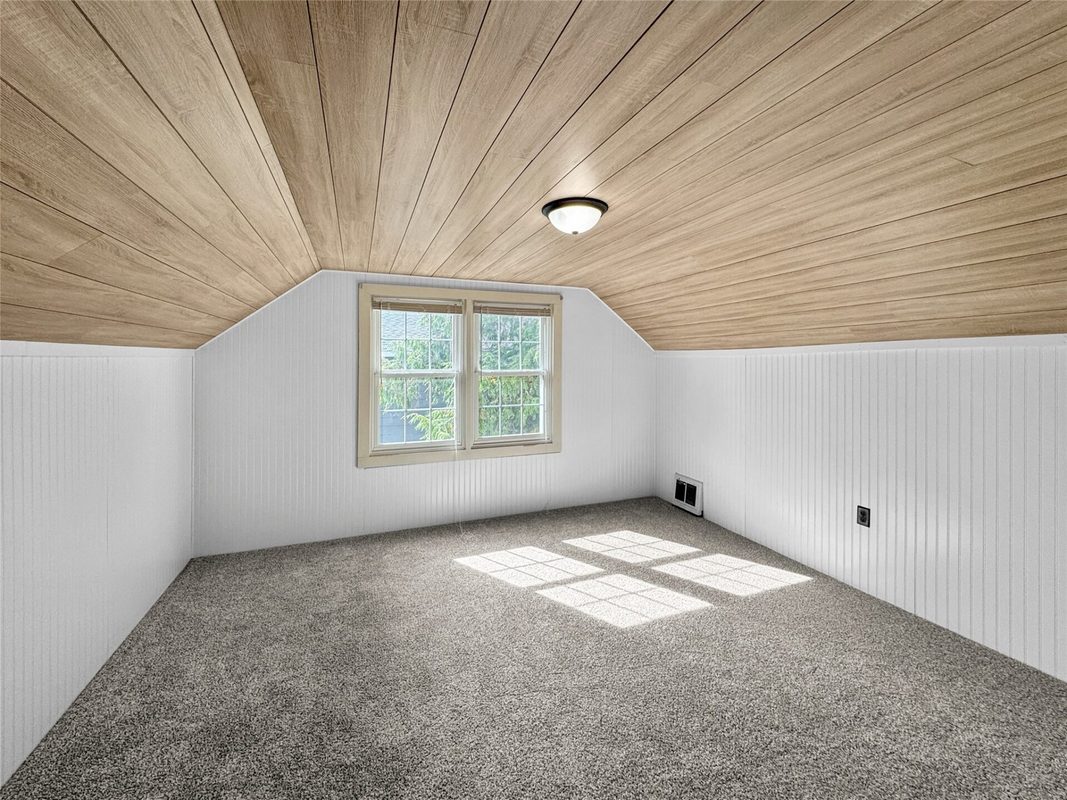1305 Hoover Avenue, Eau Claire WI 54701 - Residential house for sale - MLS #1604669 - image44