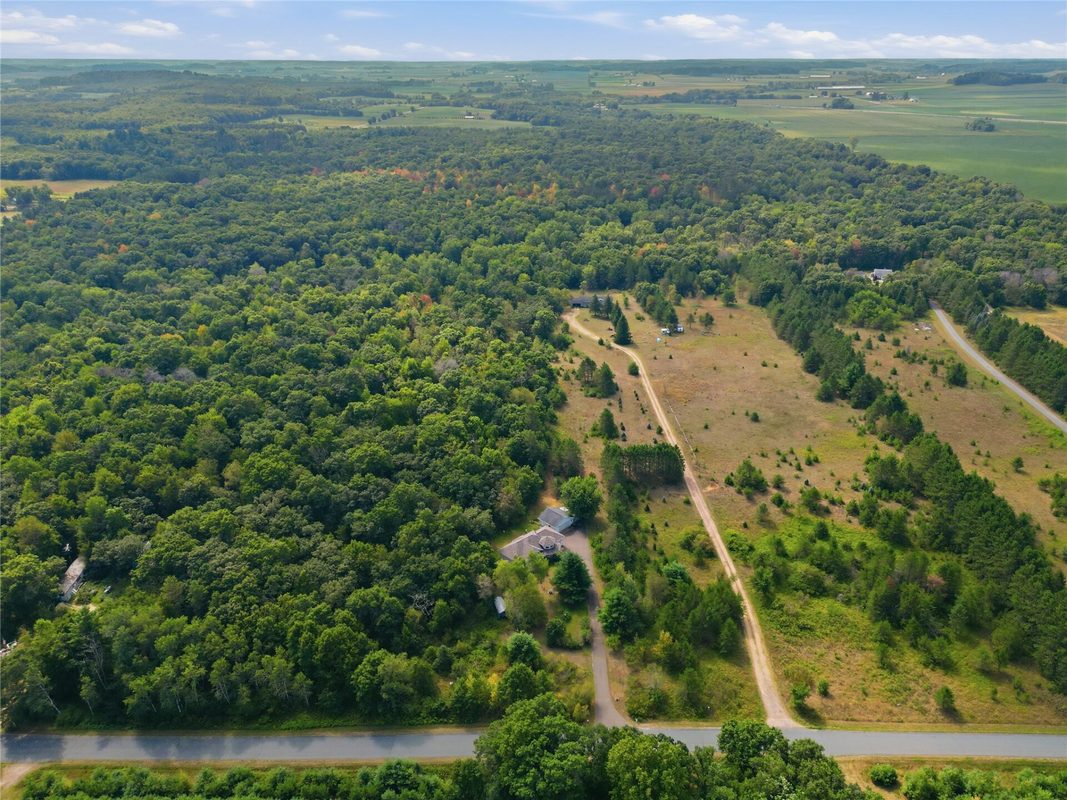 16445 Lincoln Drive, Fall Creek WI 54742 - Residential house for sale - MLS #1604494 - image45
