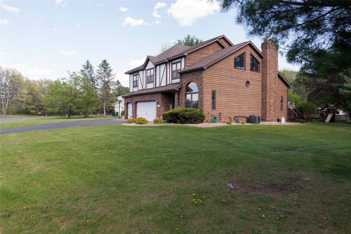 1501 Grover Road, Eau Claire WI 54701 - Residential house for sale - MLS #1601210 - image53