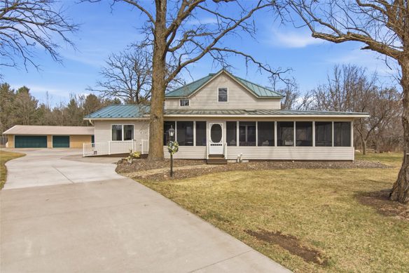 14062 Hwy 178, Chippewa Falls WI — $450,000