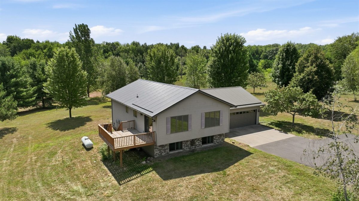 2333 8th Avenue, Chetek WI 54728 - Residential house for sale - MLS #1604115 - image2