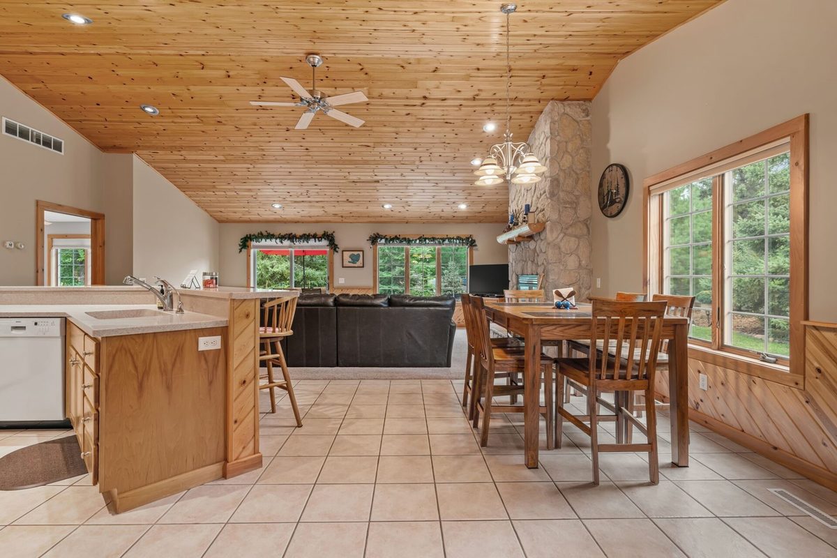 110 Stariha Court, Shell Lake WI 54871 - Residential house for sale - MLS #1605007 - image9