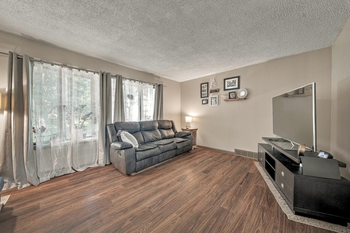 701 Leonard Drive, Eau Claire WI 54703 - Residential house for sale - MLS #1605219 - image9