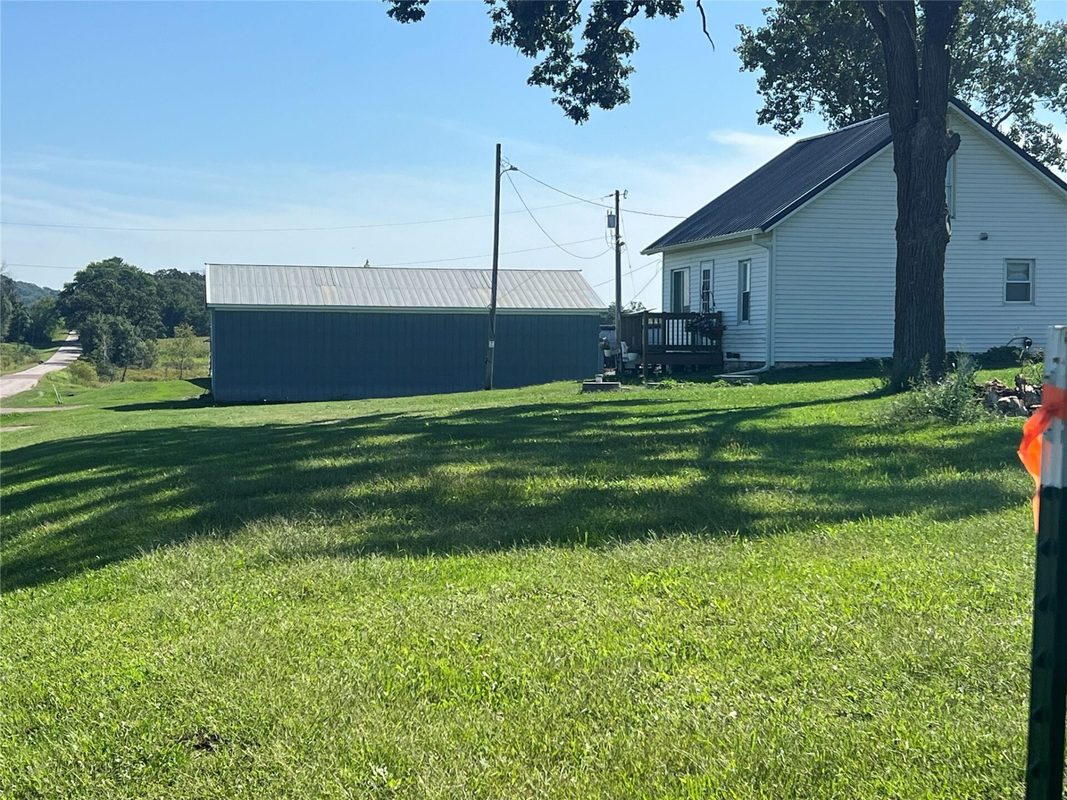 14207 Holmes Road, Hixton WI 54635 - Farm house for sale - MLS #1604847 - image11