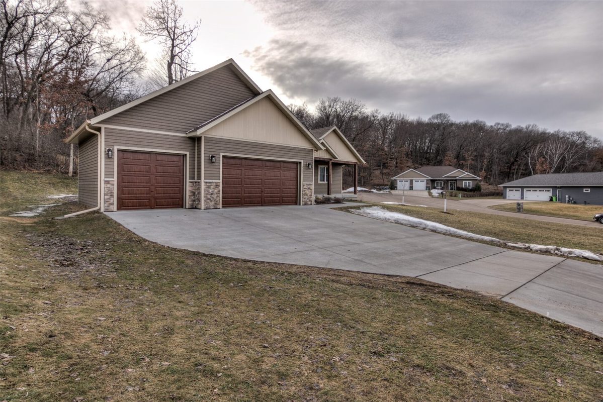 4604 Village Terrace Court  Eau Claire WI 54702 — photo 21